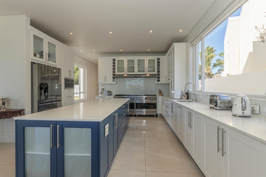 3 Bedroom Property for Sale in Sunset Beach Western Cape